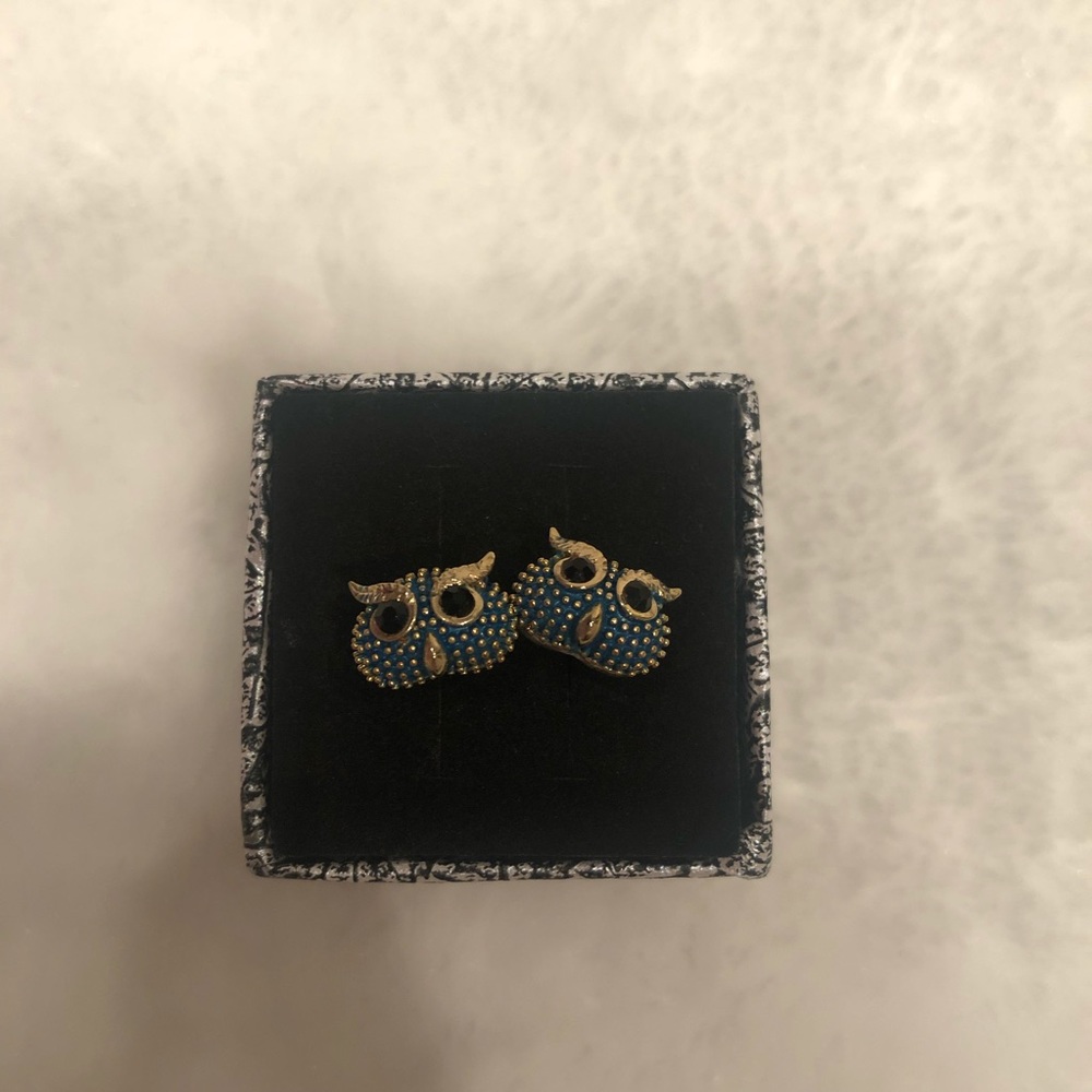 Owl earrings.